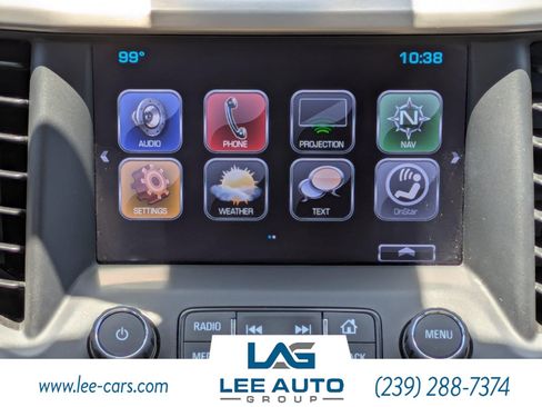 Used 2017 GMC Acadia Denali w/ Technology Package FWD image 16