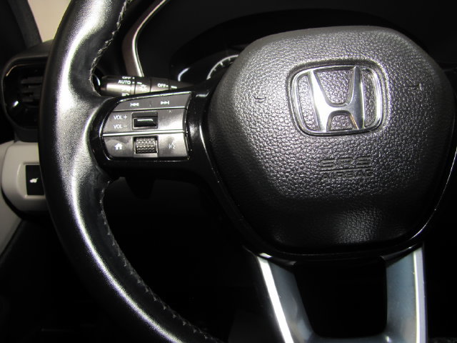 Certified 2024 Honda Pilot Touring image 28