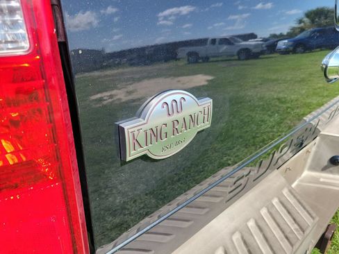Used 2013 Ford F250 King Ranch w/ King Ranch w/Chrome Pkg AWD/4WD image 7