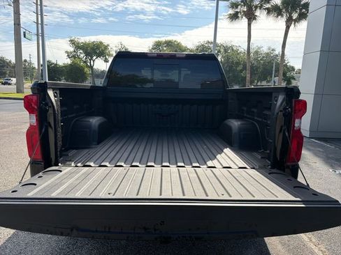 New 2026 Chevrolet Silverado 1500 High Country w/ Midnight Edition AWD/4WD image 13