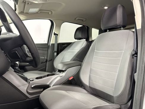 Used 2015 Ford Escape SE w/ Equipment Group 201A FWD image 18