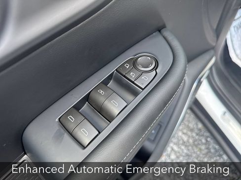 New 2026 Buick Enclave Preferred w/ LPO, Floor Liner Package AWD/4WD image 13