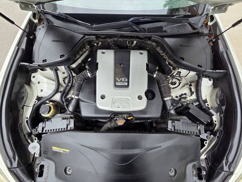 Used 2015 INFINITI Q70 3.7 RWD image 11