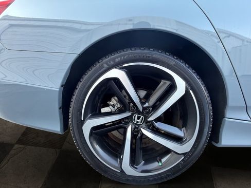 Used 2022 Honda Accord Sport image 12