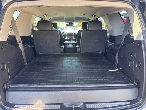 Used 2018 Chevrolet Tahoe Premier AWD/4WD image 31