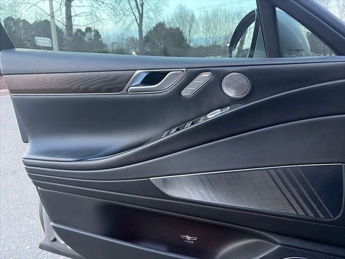 Used 2022 Genesis G80 2.5T w/ Advanced Package image 13