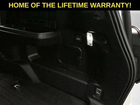 Used 2025 Toyota 4Runner Limited AWD/4WD image 37