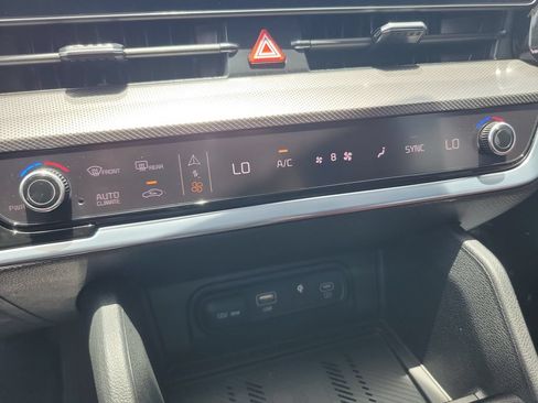Used 2024 Kia Sportage SX FWD image 27
