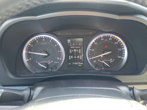 Used 2018 Toyota Highlander XLE image 15