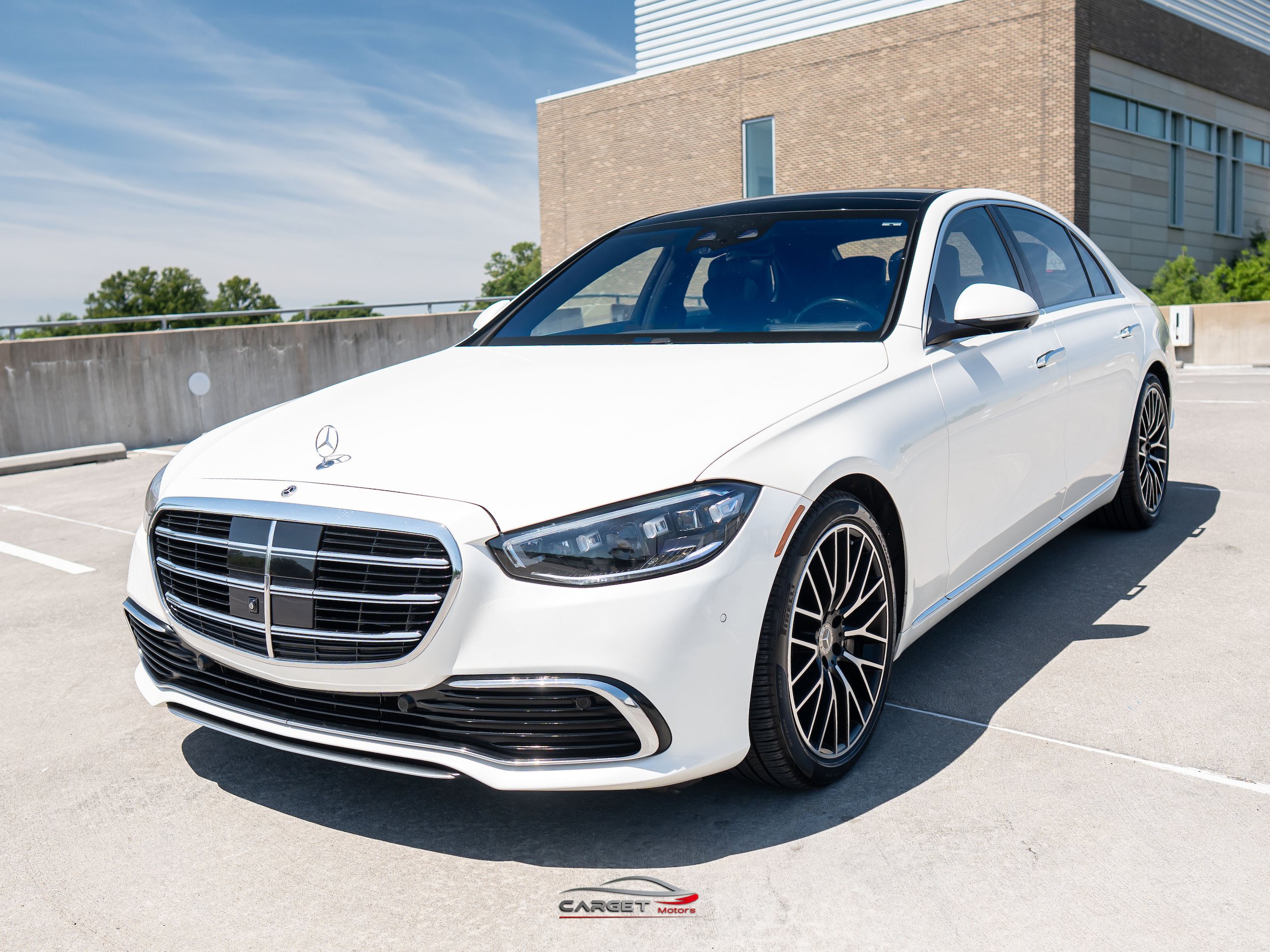 Used 2022 Mercedes-Benz S 580 4MATIC Sedan image 3