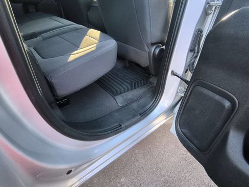 Used 2022 GMC Sierra 2500 Pro w/ Convenience Package image 29