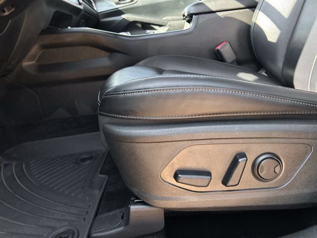 Used 2025 Kia Sorento EX AWD/4WD image 35