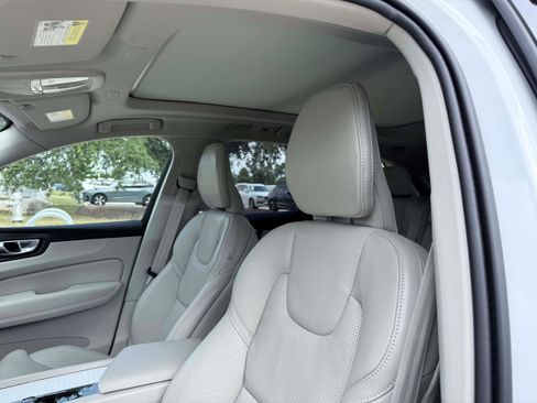 Certified 2026 Volvo XC60 B5 Ultra AWD/4WD image 14