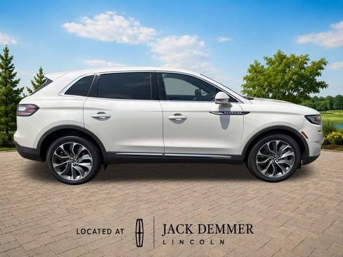 Certified 2023 Lincoln Nautilus Reserve AWD/4WD image 8