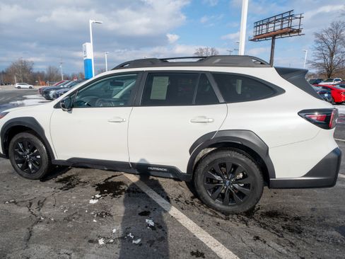 Used 2023 Subaru Outback Onyx Edition XT image 4