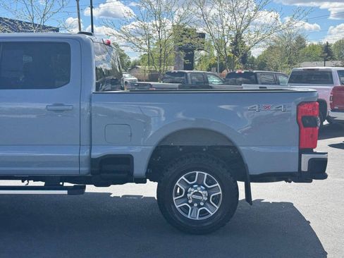 Used 2025 Ford F350 Lariat AWD/4WD image 10