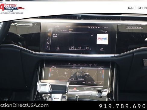 Used 2021 Audi A8 L 4.0T w/ Luxury Package image 31