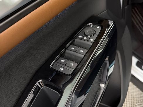 New 2026 Nissan Pathfinder Platinum w/ Cargo Package image 24