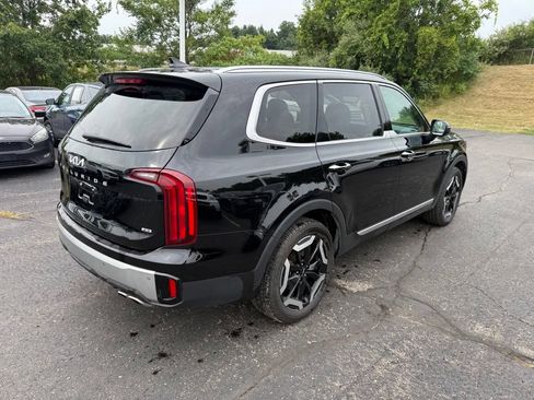 Used 2023 Kia Telluride S w/ S Sunroof Package AWD/4WD image 3
