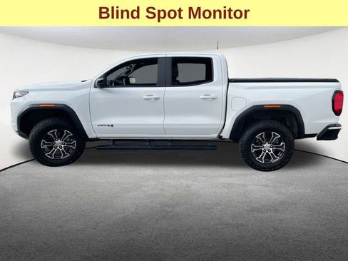 Used 2024 GMC Canyon AT4 w/ Technology Package image 6