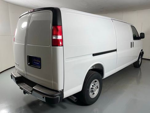 New 2025 Chevrolet Express 2500 Extended w/ Driver Convenience Package image 10
