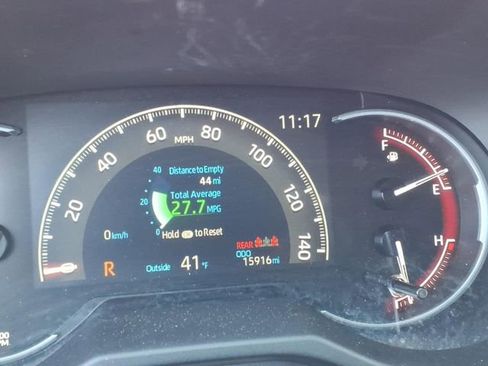 Certified 2025 Toyota RAV4 LE image 27