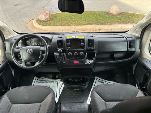 Used 2018 RAM ProMaster 2500 FWD image 12