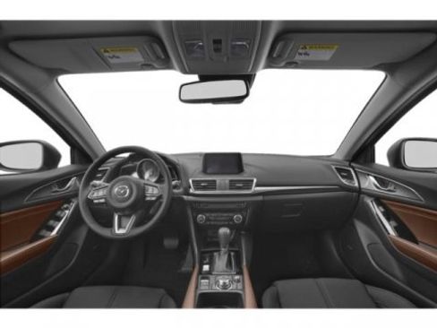 Used 2018 MAZDA MAZDA3 Grand Touring image 11