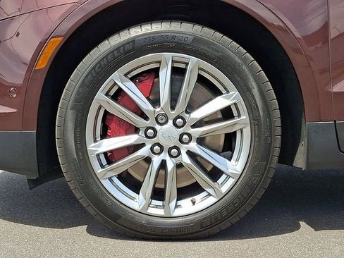 Used 2023 Cadillac XT5 Sportv w/ Technology Package AWD/4WD image 8