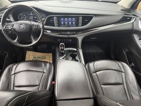 Used 2021 Buick Enclave Avenir w/ Avenir Technology Package AWD/4WD image 13