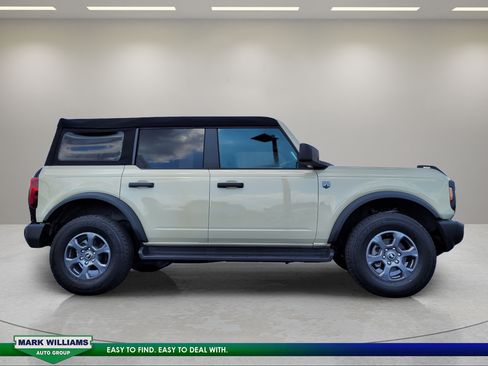 Used 2025 Ford Bronco Big Bend AWD/4WD image 2