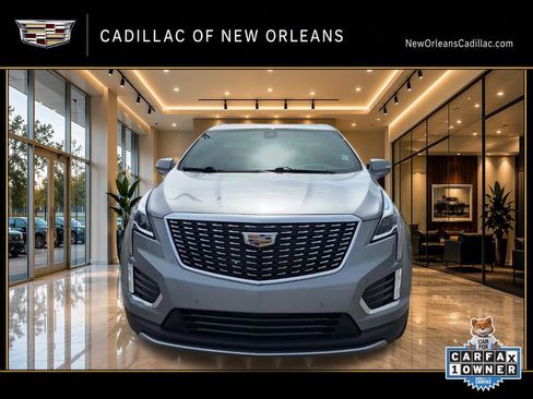 Certified 2023 Cadillac XT5 Premium Luxury w/ Technology Package FWD image 9