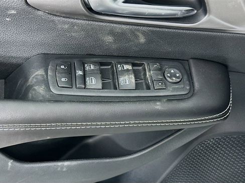 New 2026 Chrysler Voyager LX FWD image 22