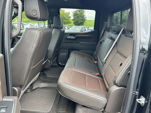 Used 2026 GMC Sierra 1500 Denali w/ Denali Reserve Package AWD/4WD image 19