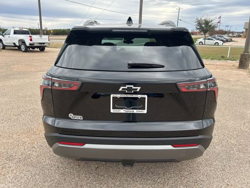 New 2026 Chevrolet Equinox LT w/ Convenience Package II image 4