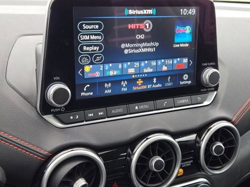 Used 2025 Nissan Sentra SR w/ SR Premium Package image 27