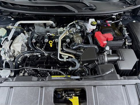 Certified 2021 Nissan Rogue SV image 30