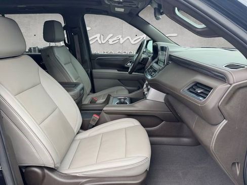 Certified 2023 GMC Yukon XL SLT w/ SLT Premium Package image 21