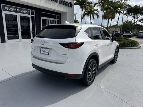 Used 2018 MAZDA CX-5 Touring w/ Preferred Equipment Package FWD image 3