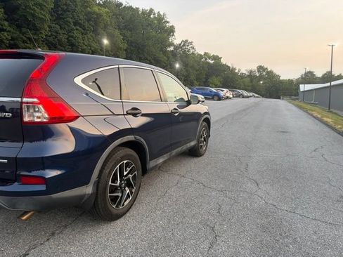 Used 2016 Honda CR-V SE image 7