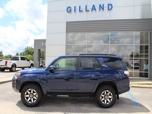 Used 2023 Toyota 4Runner TRD Off-Road Premium w/ Moonroof Package AWD/4WD image 9