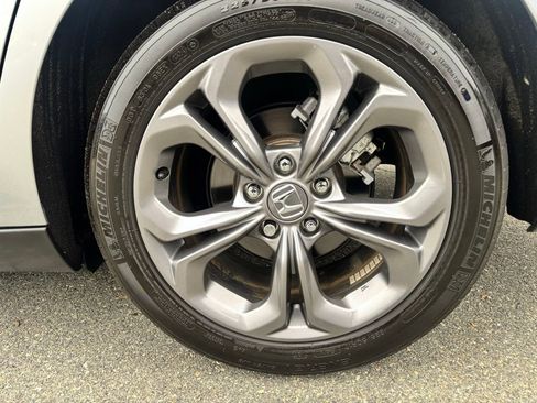Used 2024 Honda Accord EX image 29