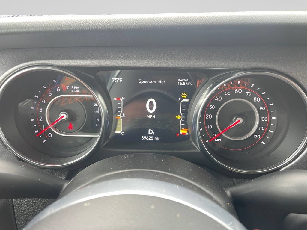 Used 2022 Jeep Gladiator Mojave w/ Cold Weather Group AWD/4WD image 30