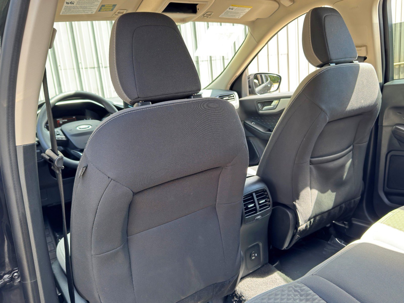 Used 2020 Ford Escape SE FWD image 29