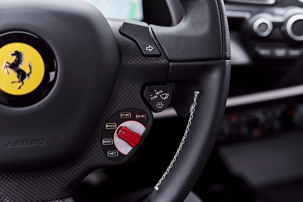 Used 2020 Ferrari 488 Pista Coupe RWD image 76