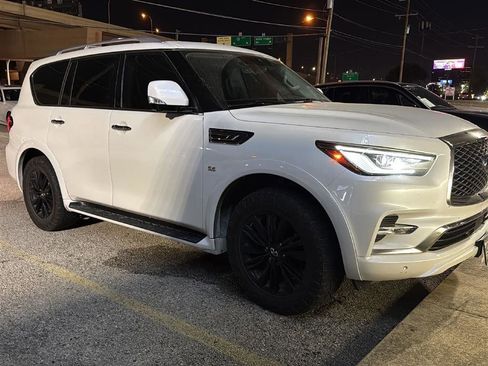 Used 2019 INFINITI QX80 Luxe w/ Proassist Package image 10