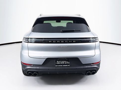 New 2026 Porsche Cayenne AWD/4WD image 10
