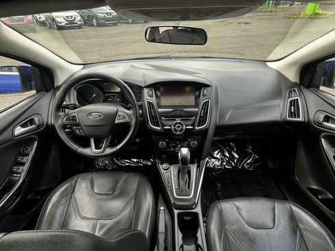 Used 2015 Ford Focus Titanium w/ Titanium Cold Weather Package FWD image 13
