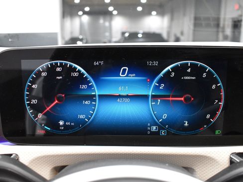 Used 2022 Mercedes-Benz A 220 4MATIC w/ Premium Package Lite image 8