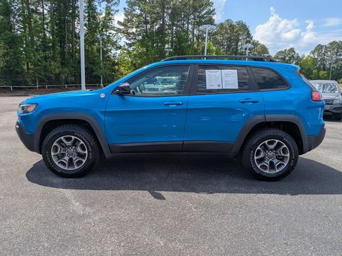 Used 2022 Jeep Cherokee Trailhawk w/ Trailer Tow Group image 8